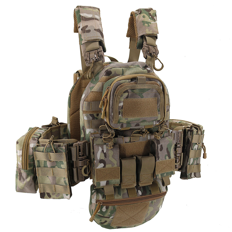 Heavy-duty tactical vest MultiCam Camouflage view 2