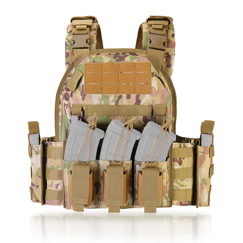 Outdoor multi-functional tactical vest