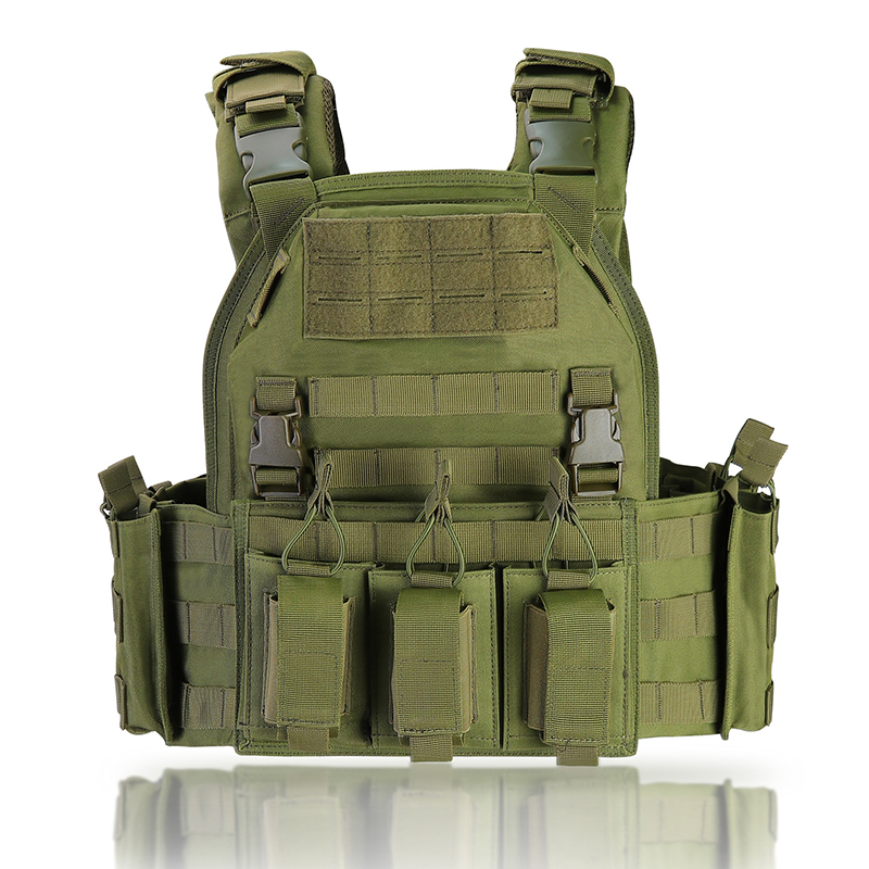 Outdoor multi-functional tactical vest view 3