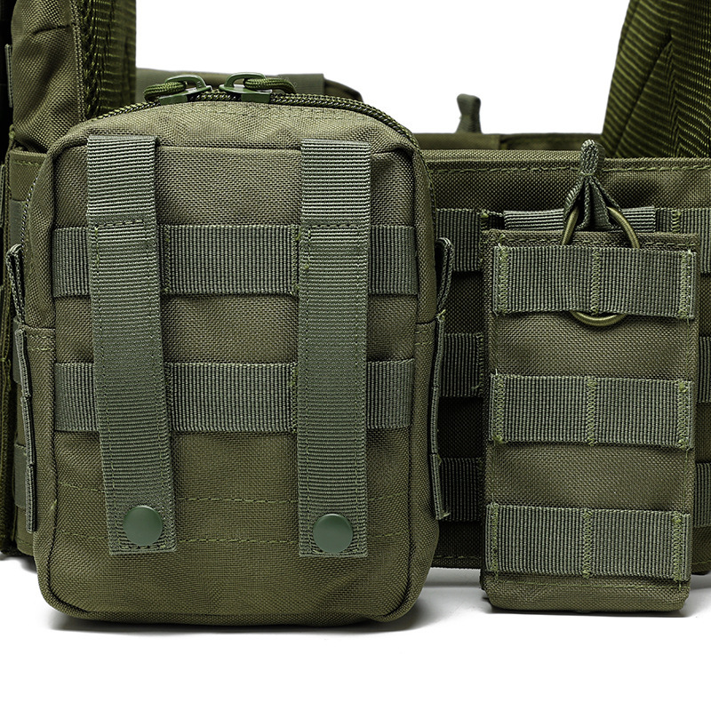 Quick-release tactical vest