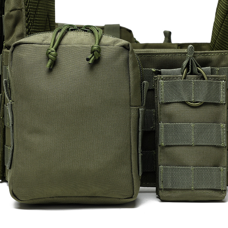 Quick-release tactical vest